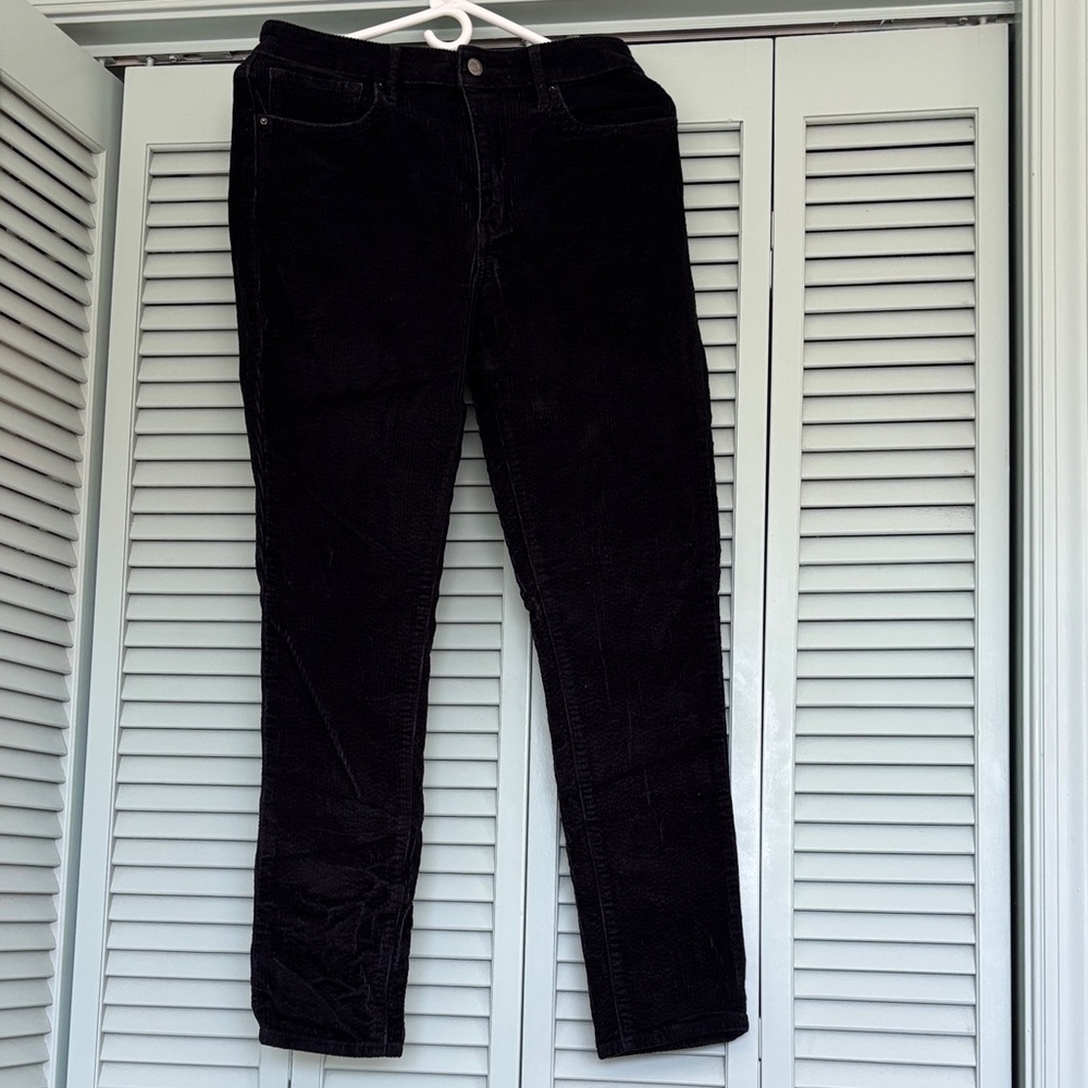 Levi's Women's Black Straight Leg Corduroy